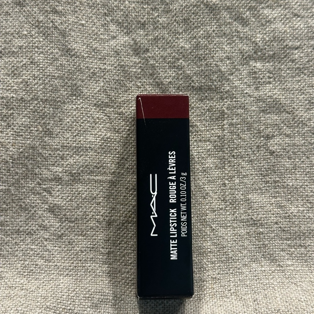 MAC Matte Lipstick in Diva